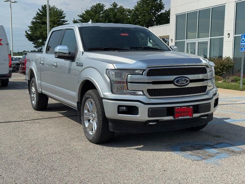 Used 2018 Ford F150 Platinum w/ Equipment Group 701A Luxury AWD/4WD image 2