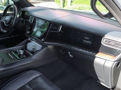 Used 2022 Jeep Grand Wagoneer Series II w/ Convenience Group III AWD/4WD image 54