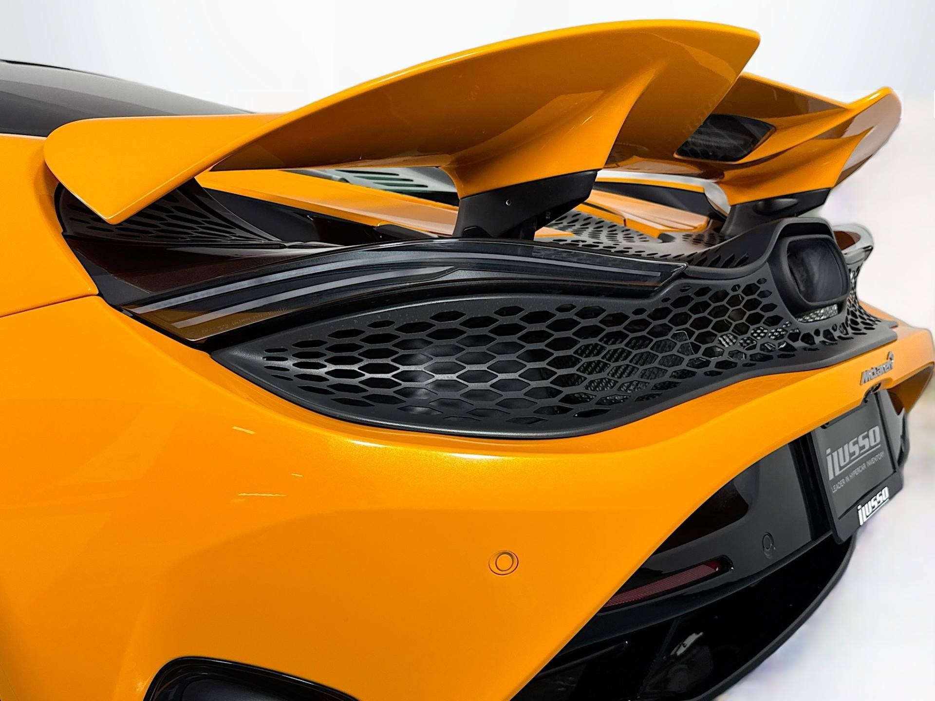 Used 2025 McLaren 750S RWD image 45