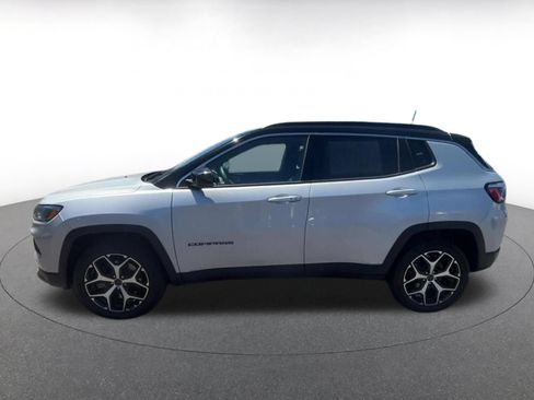 Used 2025 Jeep Compass Limited AWD/4WD image 7