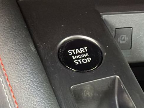 New 2026 Nissan Kicks SR w/ Cold Weather Package image 17