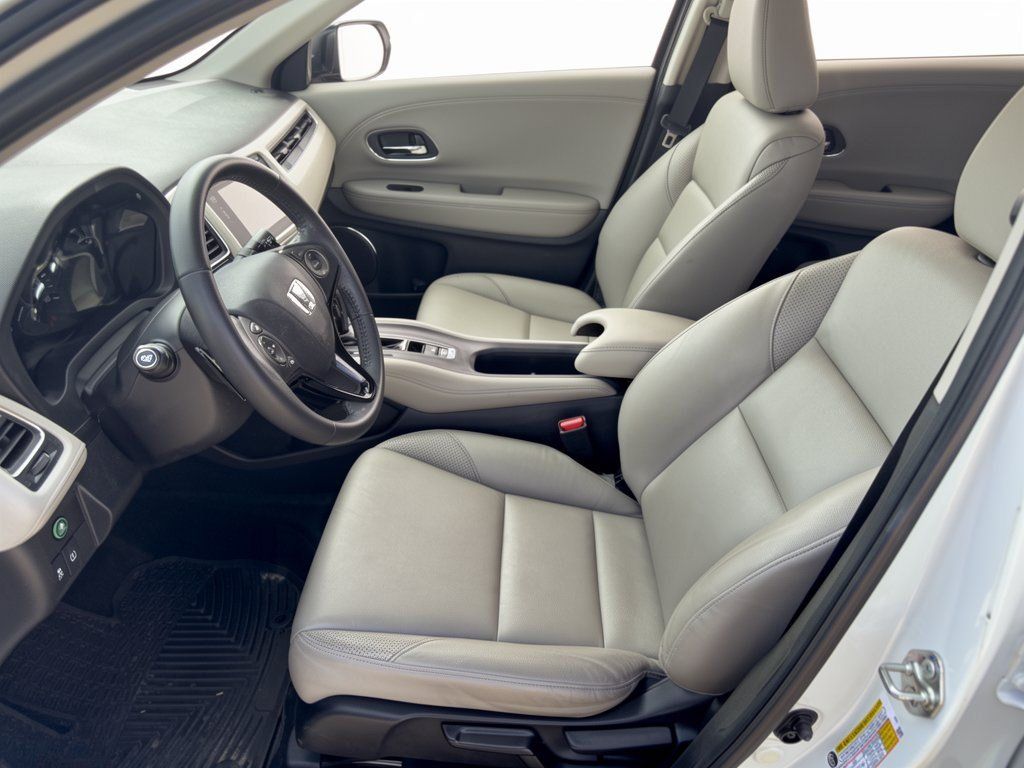 Used 2018 Honda HR-V EX-L image 5