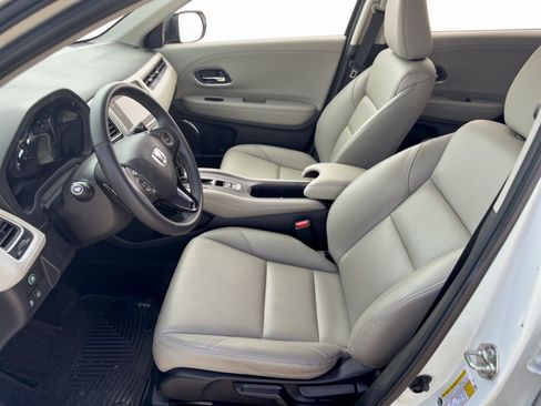 Used 2018 Honda HR-V EX-L image 5