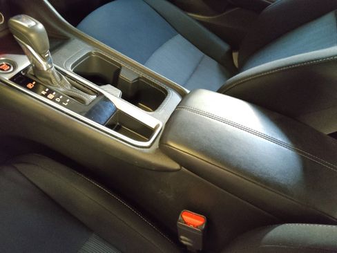 Used 2022 Nissan Sentra SV w/ All-Weather Package image 26