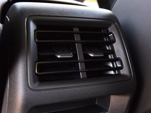 New 2026 Volkswagen Tiguan SE R-Line image 23