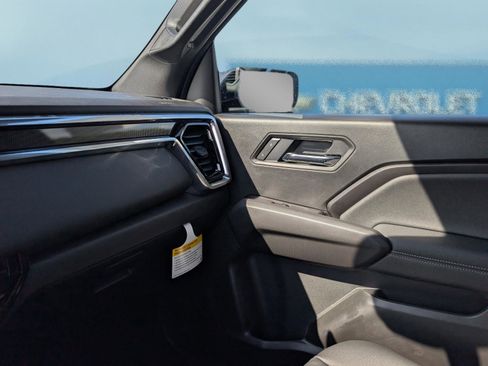 New 2026 GMC Canyon Elevation w/ Convenience Package image 29