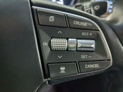 Used 2018 Genesis G90 3.3T Premium image 32