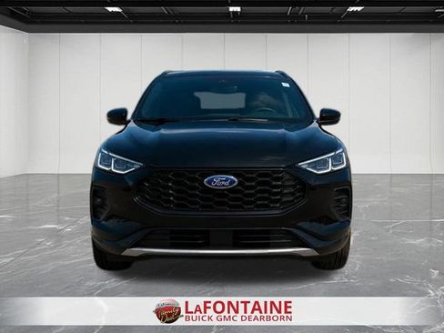 Used 2024 Ford Escape ST-Line w/ Tech Pack #1 AWD/4WD image 4