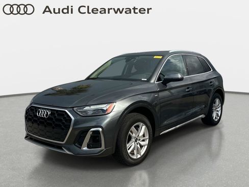 Used 2023 Audi Q5 2.0T Premium w/ Convenience Package AWD/4WD image 1