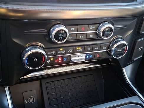 Used 2025 Ford F150 Raptor image 19