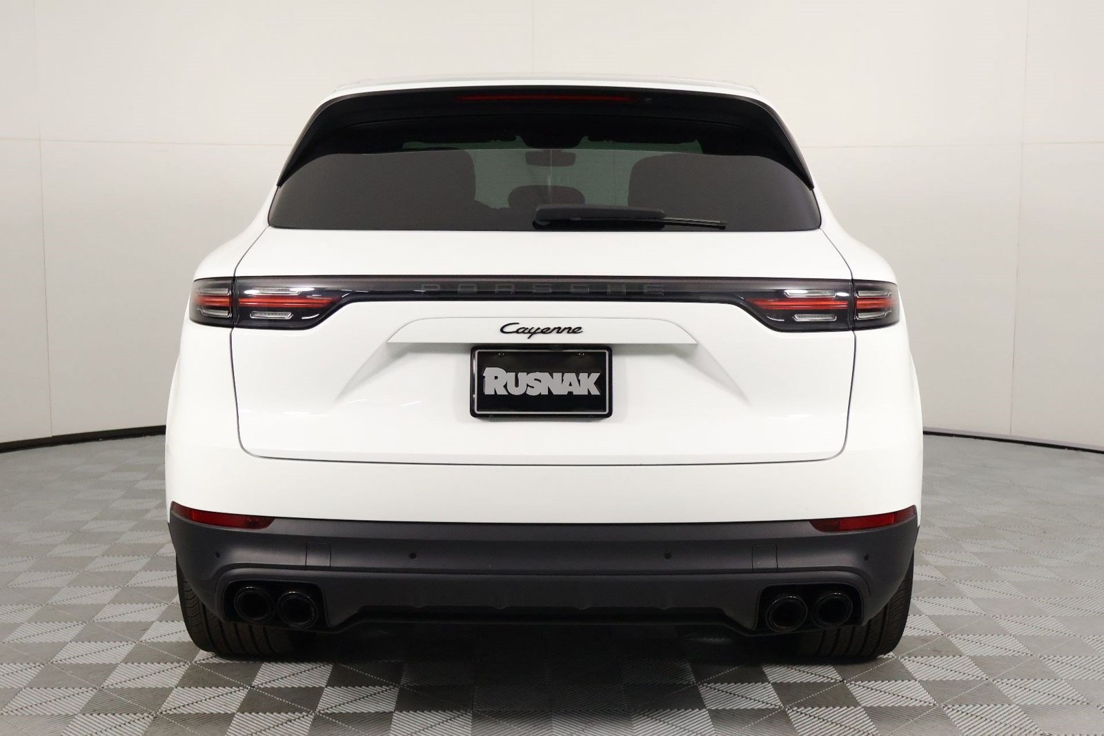 Certified 2022 Porsche Cayenne Platinum Edition AWD/4WD image 6
