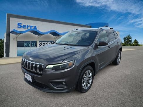 Used 2019 Jeep Cherokee Latitude Plus FWD image 1