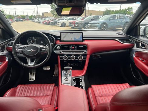 Used 2023 Genesis G70 2.0T w/ Sport Prestige Package RWD image 20