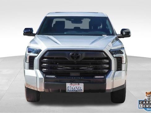 Used 2025 Toyota Tundra Limited AWD/4WD image 2