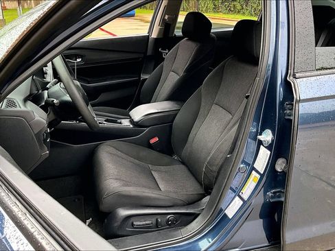 Used 2023 Honda Accord EX image 26
