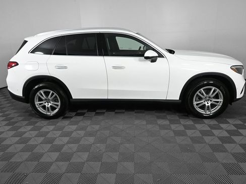 Certified 2025 Mercedes-Benz GLC 300 4MATIC image 24