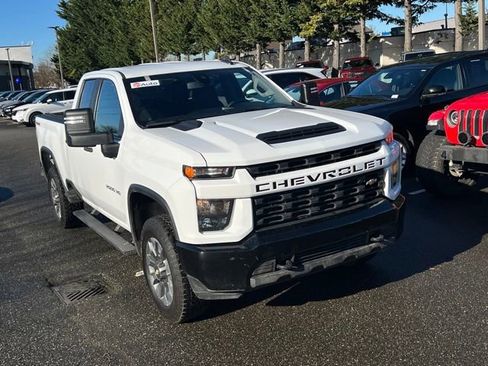 Used 2022 Chevrolet Silverado 2500 Custom w/ Custom Value Package image 6