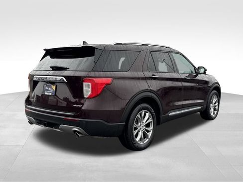 Certified 2023 Ford Explorer Limited w/ Limited Technology Package image 6