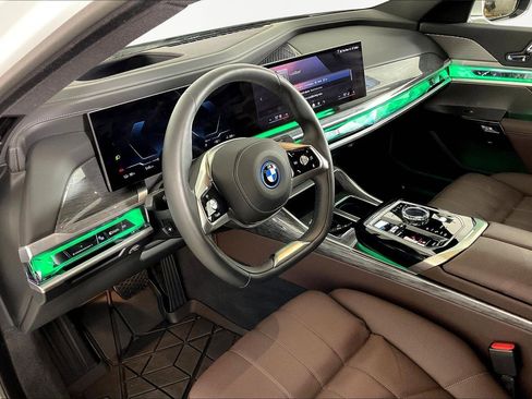 Certified 2024 BMW i7 eDrive50 image 14