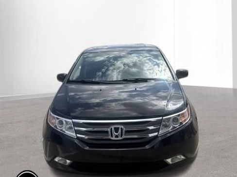 Used 2013 Honda Odyssey Touring image 2