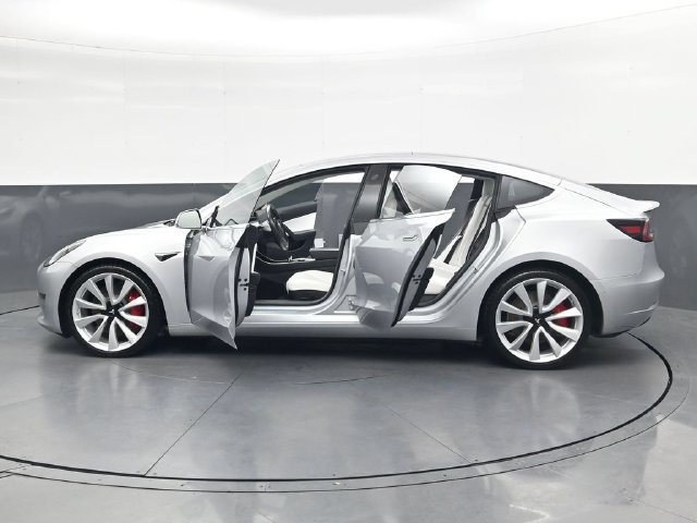 Used 2018 Tesla Model 3 Performance AWD/4WD image 37