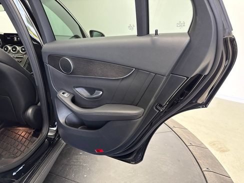 Used 2022 Mercedes-Benz GLC 300 4MATIC image 22
