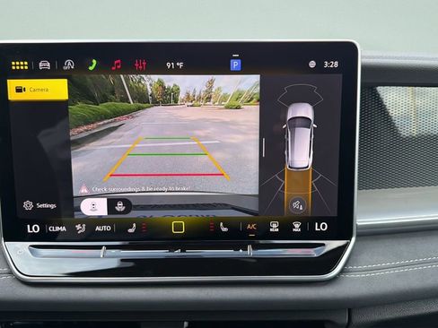 New 2026 Volkswagen Tiguan SE R-Line FWD image 14