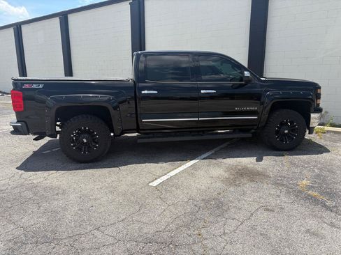Used 2014 Chevrolet Silverado 1500 LTZ Z71 w/ LTZ Plus Package AWD/4WD image 4