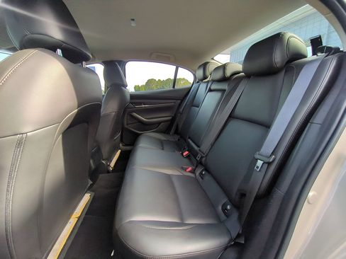 Used 2025 MAZDA MAZDA3 s FWD image 27