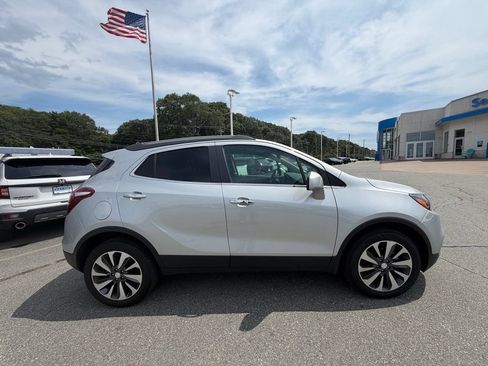 Used 2022 Buick Encore Preferred w/ Safety Package AWD/4WD image 6