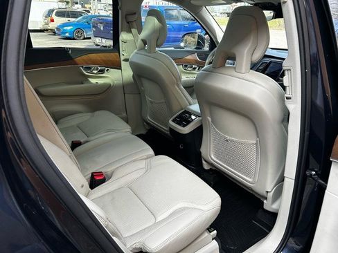 Used 2017 Volvo XC90 T6 Inscription w/ Vision Package image 10