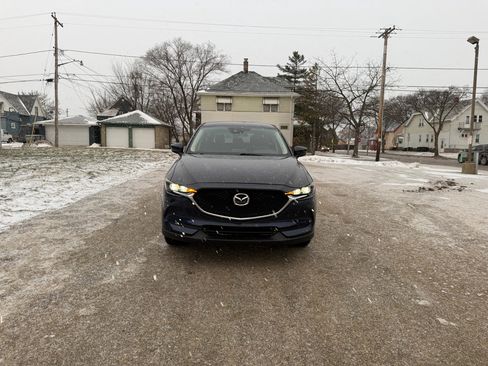 Used 2017 MAZDA CX-5 Touring image 2