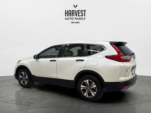Used 2018 Honda CR-V LX image 3