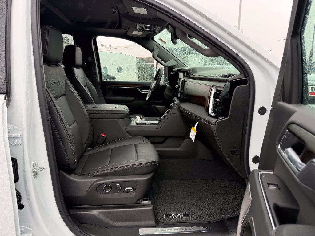 New 2026 GMC Sierra 2500 Denali AWD/4WD image 23