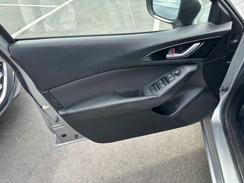 Used 2014 MAZDA MAZDA3 i Sport FWD image 18