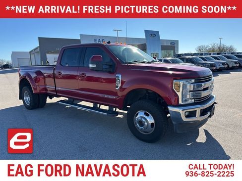 Used 2019 Ford F350 Lariat w/ Lariat Value Package image 1