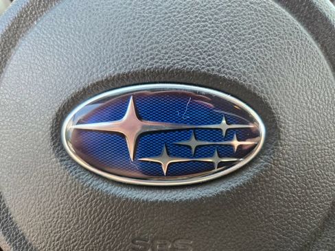Used 2022 Subaru Ascent Limited AWD/4WD image 32