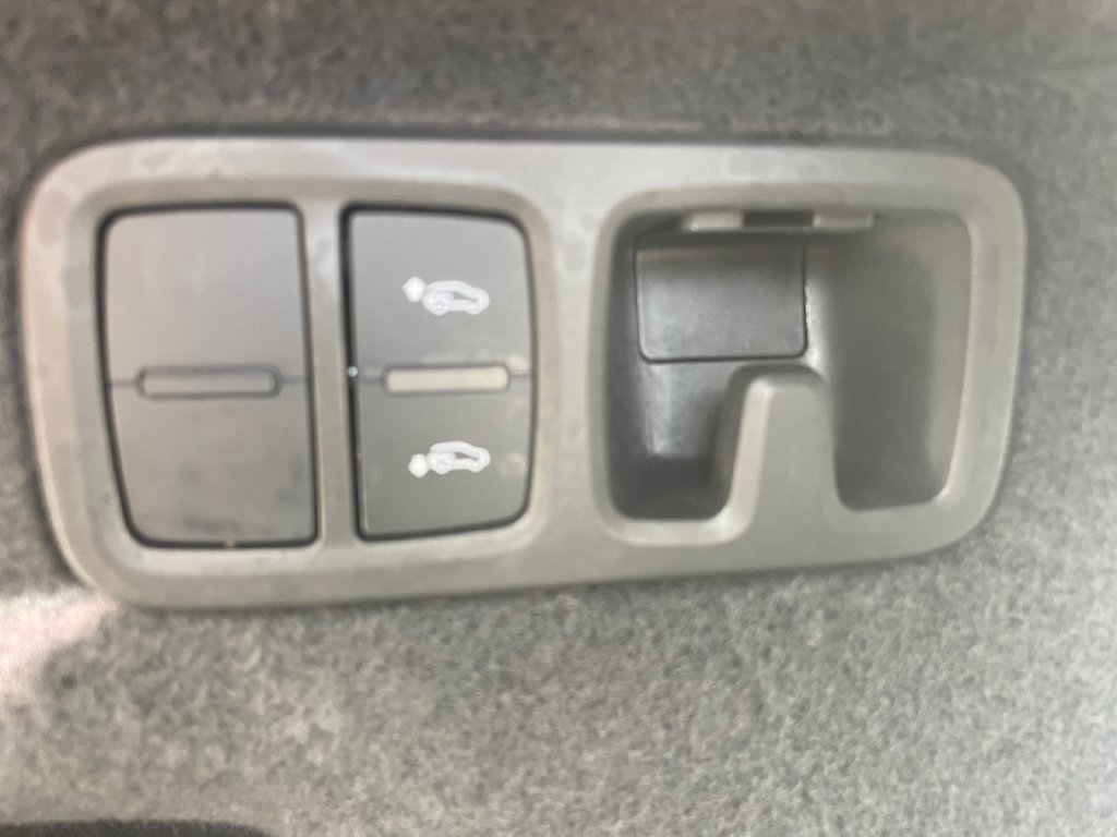 Used 2022 Audi SQ8 Premium Plus AWD/4WD image 34