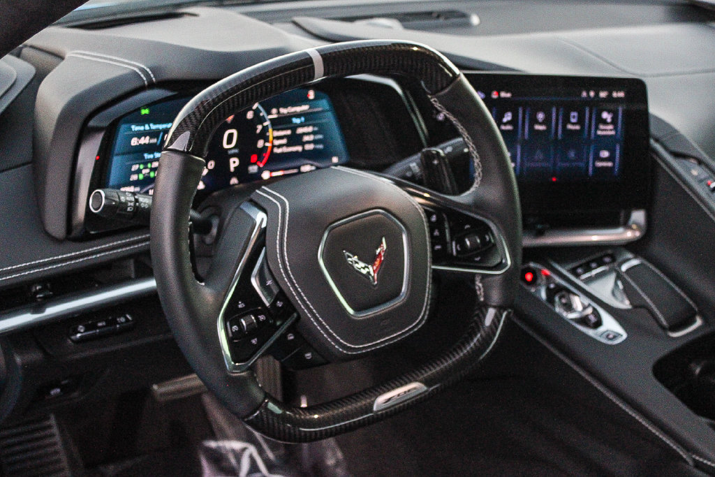 Used 2024 Chevrolet Corvette Z06 RWD image 16