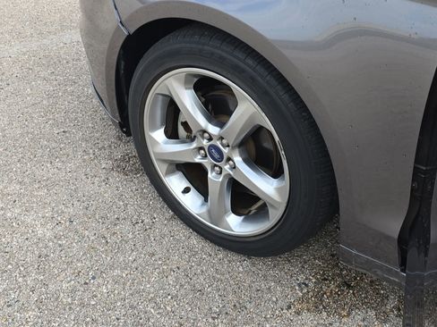 Used 2013 Ford Fusion SE image 11