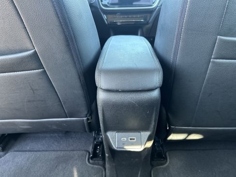 Used 2023 Chevrolet Bolt EUV LT w/ Comfort Package image 23