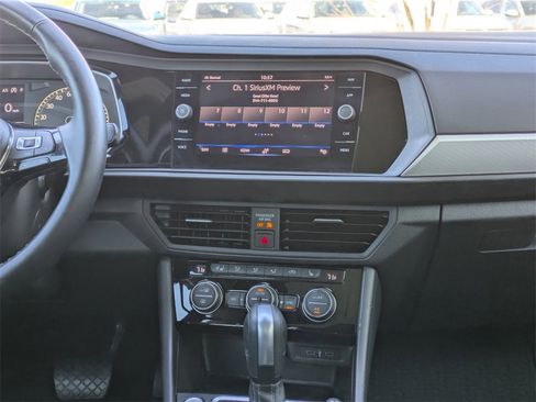 Used 2021 Volkswagen Jetta SEL image 22