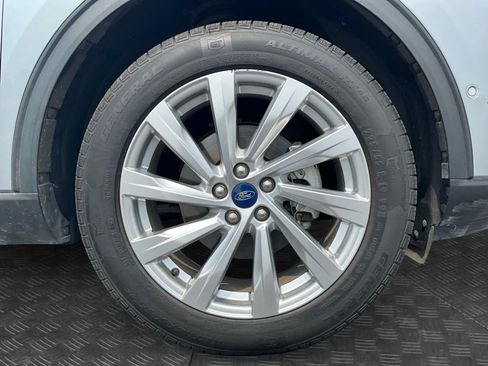 Used 2021 Ford Escape Titanium w/ Titanium Elite Package AWD/4WD image 10