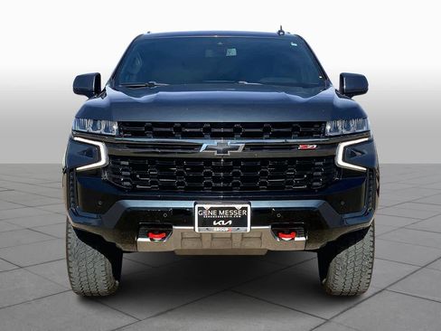 Used 2021 Chevrolet Tahoe Z71 w/ Z71 Signature Package image 3