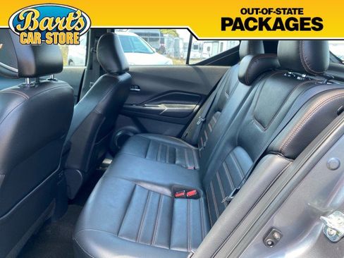 Used 2020 Nissan Kicks SR w/ SR Premium Package FWD image 18