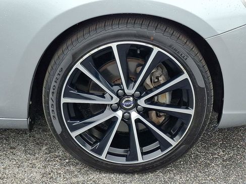 Used 2018 Volvo V60 T5 Dynamic w/ Vision Package AWD/4WD image 8