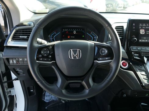 Used 2024 Honda Odyssey Touring image 22