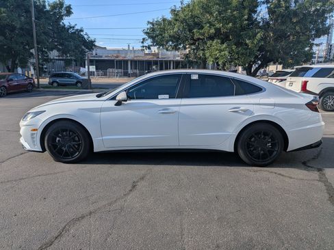 Used 2020 Hyundai Sonata SEL w/ Convenience + Sunroof Package FWD image 8