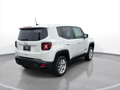 Used 2023 Jeep Renegade Latitude image 8