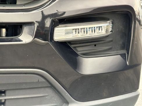 Used 2023 Ford Explorer XLT w/ Equipment Group 202A image 11